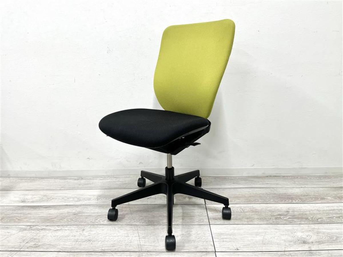 【在庫セール品】【定価8万円】【ミドルクラスの定番チェア！一人ひとりにマッチする座り心地】■イトーキ(ITOKI)製　プラオ（PRAO）　ハイバック肘無し　■モスグリーン
                        プラオチェア
                                    中古
            