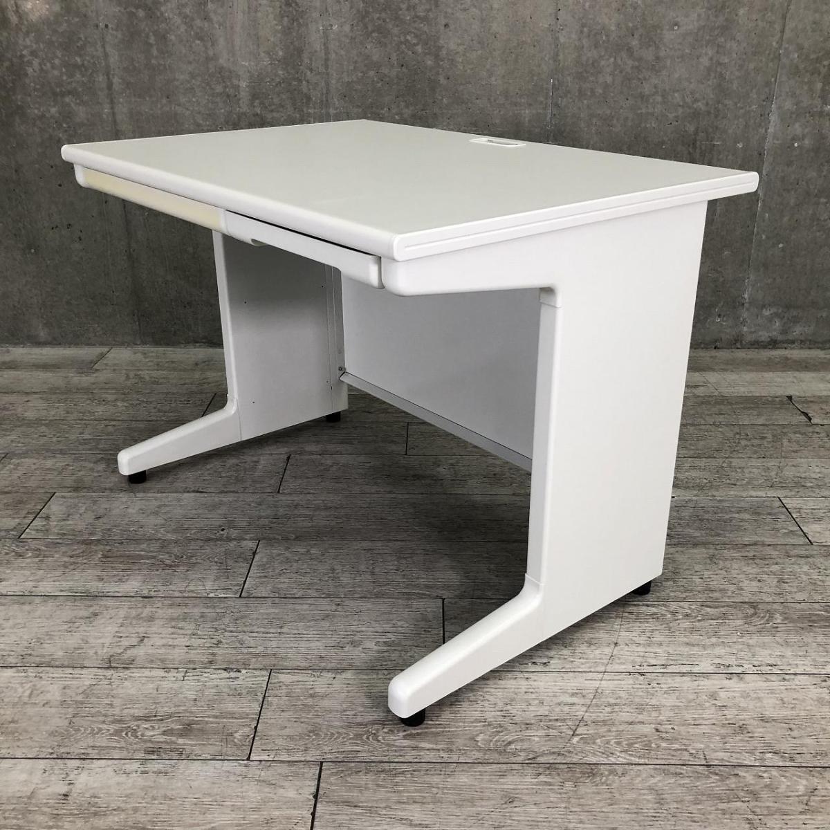 【今や希少品幅1000ｍｍの平机！ちょうどよいコンパクトサイズ！】■プラス（PLUS）製　LAシリーズ　平机　引き出し付　W1000㎜　■ホワイト　■配線口
                        LA
                                    中古
            