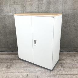 【定価約11万円】【オフィスの書類をスッキリ整理！シンプルなデザイン書庫入荷！】■PLUS（プラス）　LX-5シリーズ　両開き書庫　ローキャビネット　■シリンダー錠　■幅900㎜×奥行450㎜　■ホワイト　天板：ナチュラル/ベース：グレー