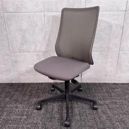 【コスパ○のメッシュチェア☆】◆オカムラ　フルーエント　メッシュ　グレー　肘無　ハイバック　おすすめ　中古家具　博多　天神　九州最大級　オフィスバスターズ《オフィスバスターズ福岡博多店は、福岡を拠点として、日本全国へ中古オフィス用品・オフィス家具を提供しております》※サテライトは商談スペースのみの為、在庫は福岡の在庫を掲載しております。商品につきましてはお電話にてお問い合わせください※