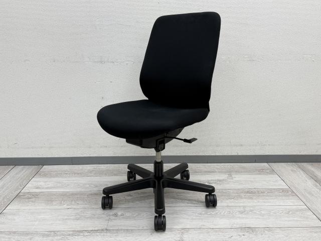 【中古】トルテチェア KZ-130GB-T1T1 イトーキ（ITOKI） 肘無ハイバックチェア