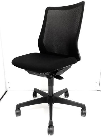 【中古】フルーエントチェア CB31ZR-FKA1 オカムラ（okamura） 肘無ローバックチェア