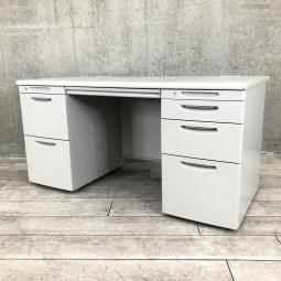 【11/10・2台入荷予定！】【収納スペース充実・机上をスッキリ整理！上長席にもオススメ！】■オカムラ（okamura）製　SDシリーズ　両袖机　W1400×D700×H700㎜　■シリンダー錠　■ニューグレー