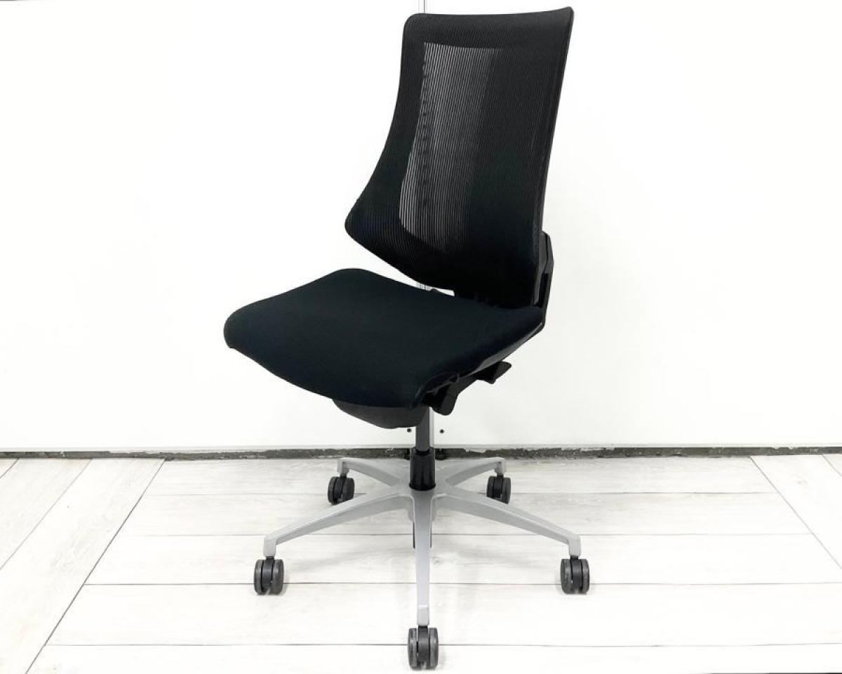 【イトーキ　エフメッシュチェアが入荷しました！！】人気なブラックカラーでほしい方も多数？？
〈CS在庫〉〈岐阜・愛知・三重・静岡・福井〉
                        エフメッシュ
                                    中古
            