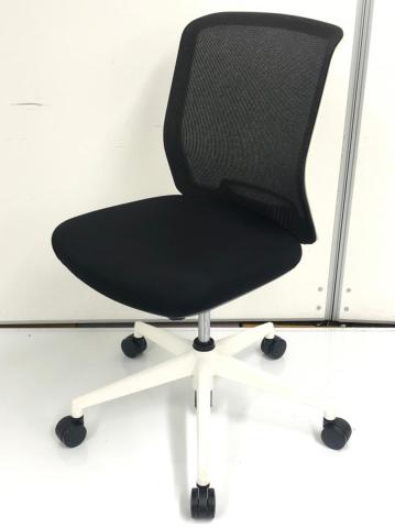 【中古】カリッサ  ウチダ（UCHIDA) 肘無ローバックチェア