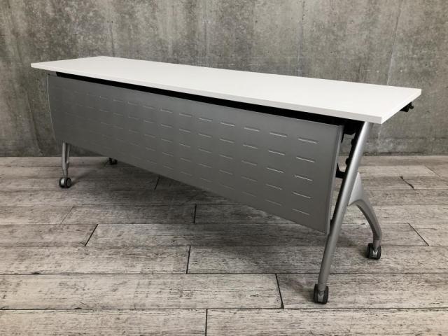 【中古】リリッシュ  イトーキ（ITOKI） スタックテーブル(長机/折りたたみ/会議用)