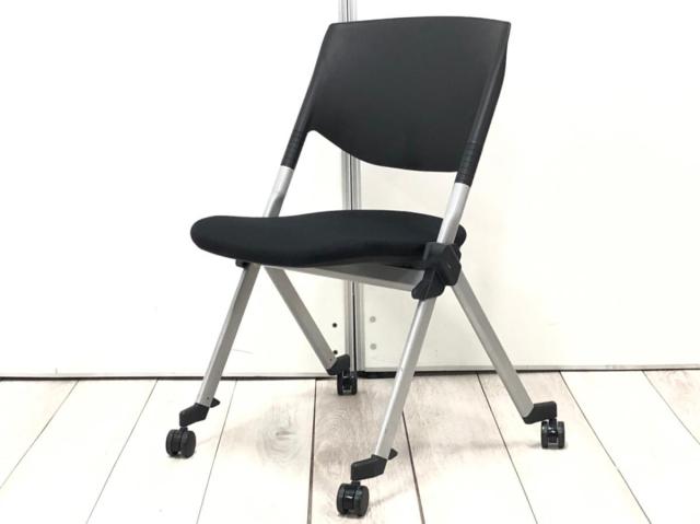 【中古】リータ H161ZC 0172 オカムラ（okamura） スタッキングチェア