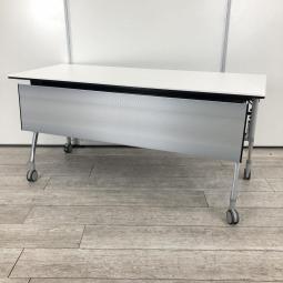 【折りたたみ収納が秀逸！スタイリッシュなデザインで高品質！】■オカムラ（okamura）製　インターアクトNTシリーズ（INTER ACTNT）　サイドスタックテーブル　W1500×D600×H720mm　■キャスター付　■ホワイト