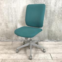 【関東倉庫在庫品】【ふっくらクッションが人気！オカムラ製の定番低価格帯チェア！】■オカムラ製　CG-R　肘無しハイバックチェア　■グリーン【弊社使用欄：A01008270】【ECBMC】