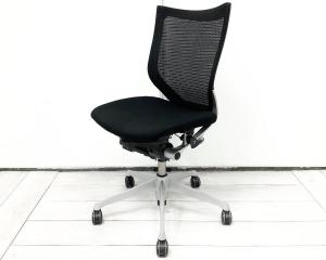 スタンダードメッシュ ブラックフレーム アームレストなし オススメ(おすすめ) 大人気 ・Okamura/オカムラ ・Baron/バロン