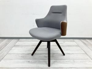 2023年製【働きやすく、居心地の良いオフィスへ！カジュアルかつ柔らかなデザインのライブスチェア入荷！】■オカムラ(okamura)製　ライブスワークチェア　■ローバック ツイル(ツートン)  ■木脚/ダーク#静岡市（葵区） #浜松市（中区） #富士市 #沼津市 #三島市