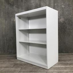 【パッと見でわかりやすい！取り出し楽なオープン書庫！】■コクヨ（KOKUYO）製　エディア（EDIA）シリーズ　オープン書庫　ローキャビネット　■ホワイト【2504】弊社使用欄【A01008351】