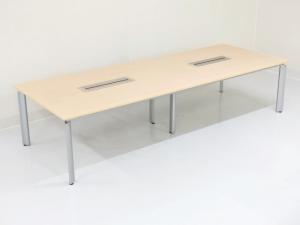 【遠方倉庫在庫品】オカムラ製の大型会議テーブル【DL-6シリーズ】「空間に、格を添える。」■オカムラ(okamura)　■天板：ナチュラル　■脚：シルバー【RA】