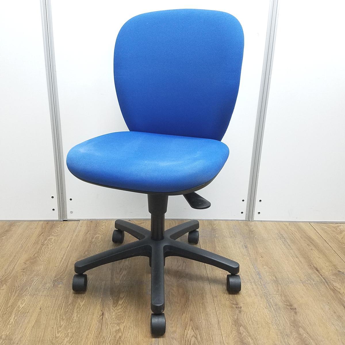 ★【K12】【T12】【訳あり品：座面使用感】【商品入替のため、残り10脚限り】イトーキ製　リエット　ブルー　ローバック　肘無し　コスパで選ぶならこれ！　スタンダードなデザインで座り心地が良い！　肘無しローバックチェア！！※訳あり商品のため、保障対象外品になります。
                        リエットチェア
                                    中古
            