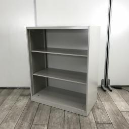 【視認性に優れたオープンキャビネット！出し入れしやすい！】■オカムラ(okamura)製　レクトラインシリーズ　オープン書庫　ローキャビネット　H1100㎜　■ベース付　■ニューグレー【AD】