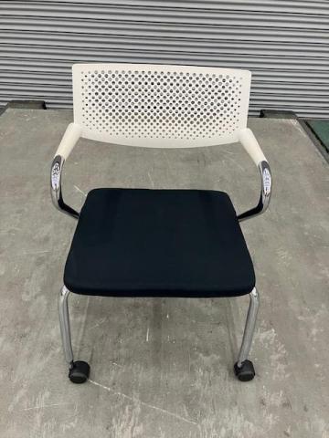 【中古】ビザロール  vitra（ヴィトラ） ミーティングチェア