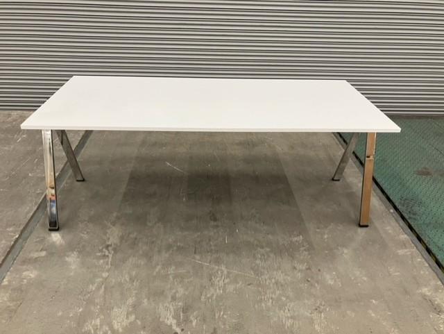 【中古】その他シリーズ L685CB-MG99 オカムラ（okamura） ミーティングテーブル（会議机）