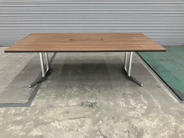 【中古】ラティオⅡ 4L275M Z637 オカムラ（okamura） ミーティングテーブル（会議机）