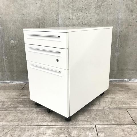 ■プラス/Plus ■USシリーズ ■3段ワゴン ■デスクインワゴン ■ホワイト(white) ■サイズ(W390/D580/H600) ■シリンダー錠 ■ホワイト【弊社使用欄:A01043655】