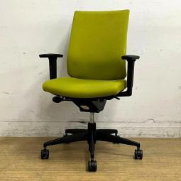 【在庫入替セール】コクヨ　ウィザード2　ハイバック　ロングセラーシリーズ　ライトオリーブ×ブラックフレーム　可動肘付きモデル　定番の使いやすいチェア　【愛知・名古屋・豊田・静岡・浜松】