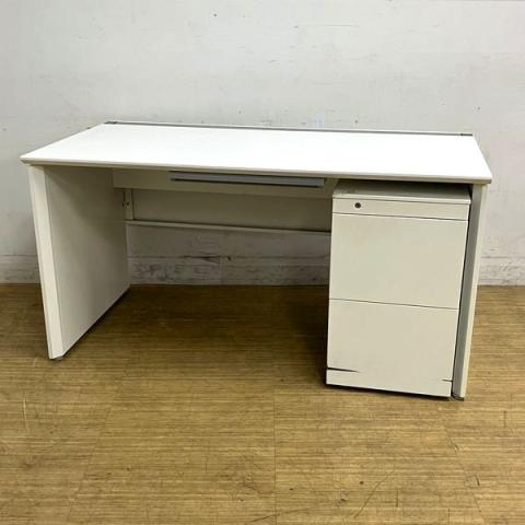 オカムラ プロユニットフリーウェイ片面タイプ 疑似的な片袖机(マネージャーデスク+3段ワゴン) W1400のひろめサイズ 配線カバー開閉式 ※日焼けあり・部材不足ありのためお安く