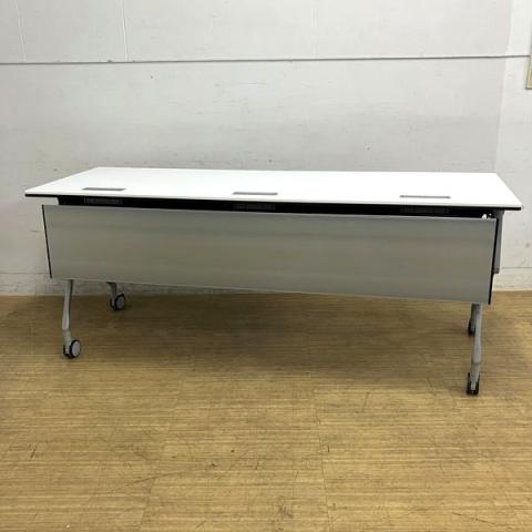 オカムラ インターアクトNT サイドスタックテーブル 天板ホワイト 電源孔付き・幕板付き・棚板付き