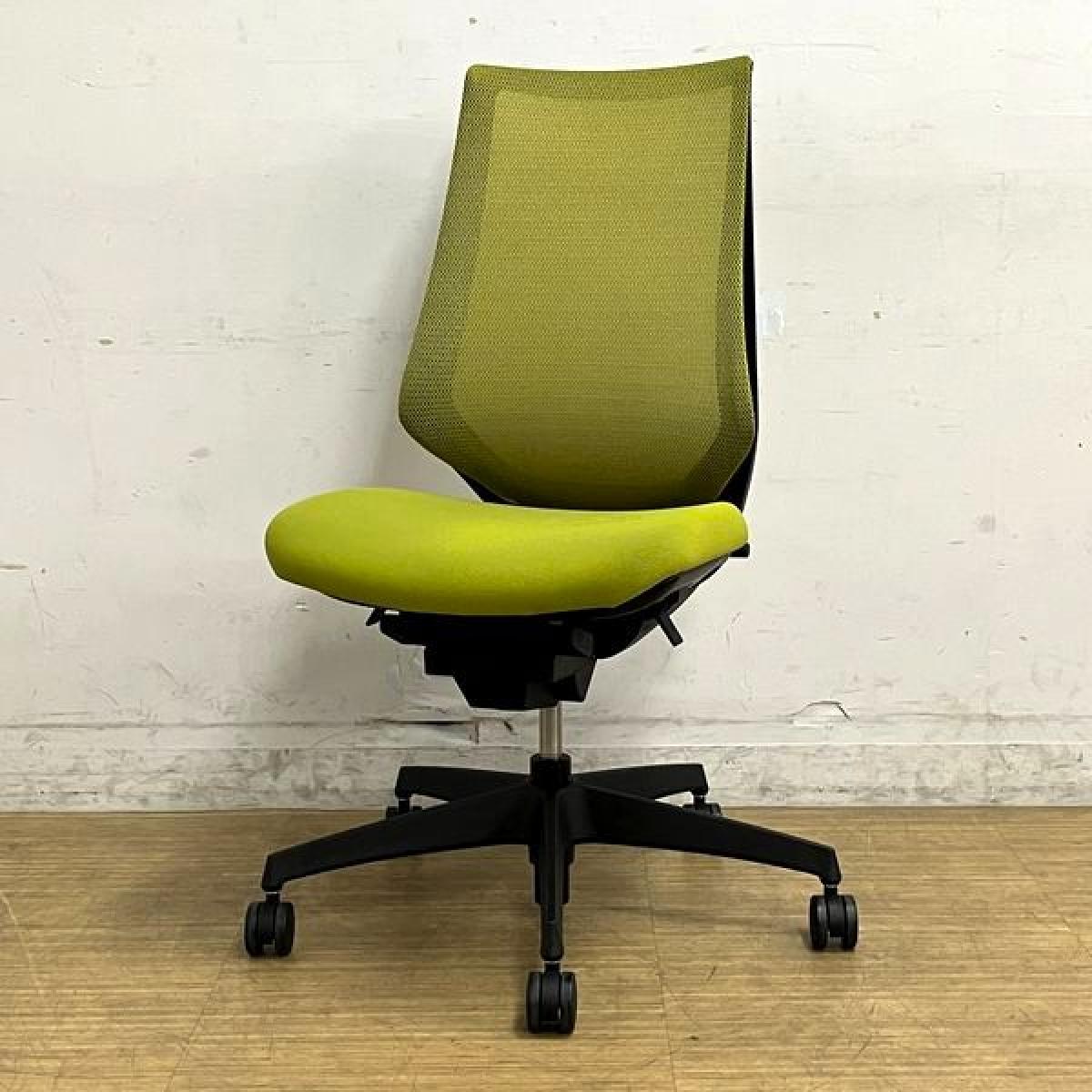 【在庫入替セール】【2021年製】コクヨ　デュオラチェア　肘無しチェア　メッシュタイプ　グリーン×ブラックフレーム　お洒落で使い勝手の良い仕様とカラーリングで人気
                        デュオラ メッシュ
                                    中古
            