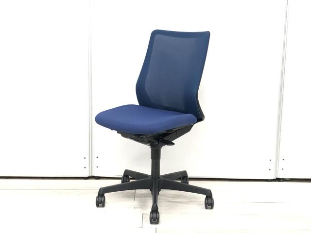 【中古】フルーエントチェア  オカムラ（okamura） 肘無ローバックチェア