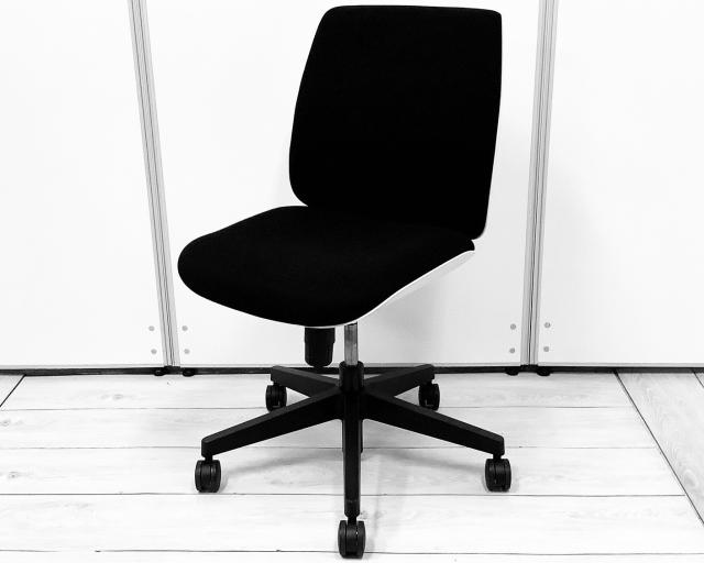 【中古】U chair KC-UC50SEL-N プラス（PLUS） 肘無ミドルバックチェア