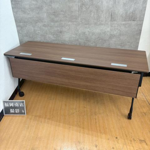 【中古】インターアクトNT  オカムラ（okamura） スタックテーブル(長机/折りたたみ/会議用)