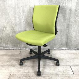 ■Okamura/オカムラ　■エスクード/ESCUDO　■イエローグリーン ×ブラックシェル　■ローバック　■肘無し　■背面・座面/布　■オススメ/人気/定番商品 【弊社使用欄：A01044621　K】