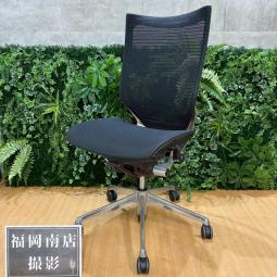 「2019年製★現物写真だから安心★商品番号④」オカムラ製のオフィスチェア(事務椅子)【バロンチェア /メッシュ】が入荷しました！　＊良品を格安で！「オフィスバスターズ福岡南店」は、福岡を拠点として、全国へ中古オフィス用品・オフィス家具を提供しております。