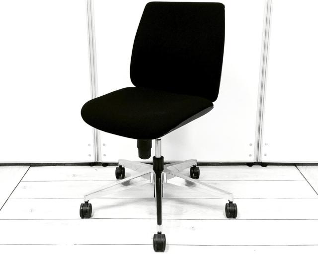 【中古】U chair KD-UC65SEL BK プラス（PLUS） 肘無ミドルバックチェア