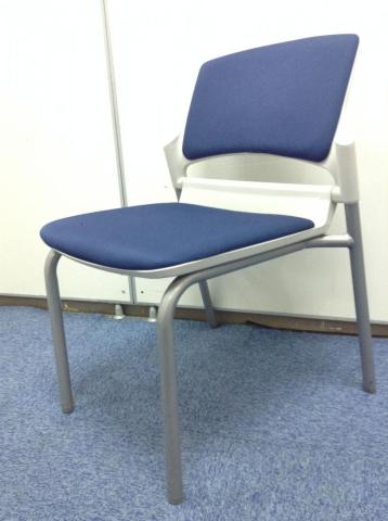 【中古】MF-180シリーズ  ウチダ（UCHIDA) スタッキングチェア