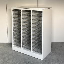 【書類・備品整理の必需品！即完売するレア品です！】■オカムラ（okamura）製　42収納システム　クリスタルトレー　ローキャビネット　■33段 （3列×浅型1段・深型10段）　■天板/ベース付き　■ホワイト