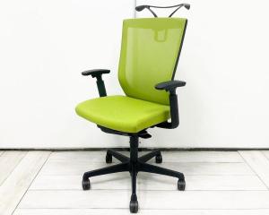 ワークチェア アジャストアーム 可動肘 アームレスト付 ハンガー付 ブラックボディ オススメ(おすすめ) 大人気 ・Okamura/オカムラ ・ESCUDO/エスクード