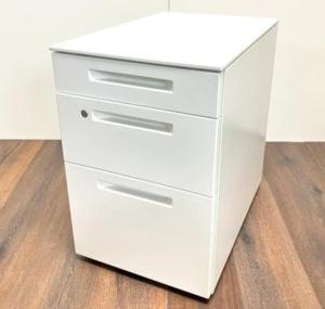 【高品質で使いやすい！当店人気商品！】■コクヨ　アイエスシリーズ　3段ワゴン　ホワイト【デスクサイドキャビネット】【KOKUYO　iS】