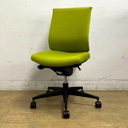 【在庫入替セール】コクヨ　ウィザード3　肘無しローバックモデル　カラー：ライトオリーブ×ホワイトフレーム　嬉しいハンガー付き　ロングセラーシリーズ