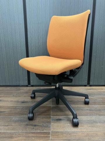 【中古】ヴィスコンテチェア  オカムラ（okamura） 肘無ローバックチェア