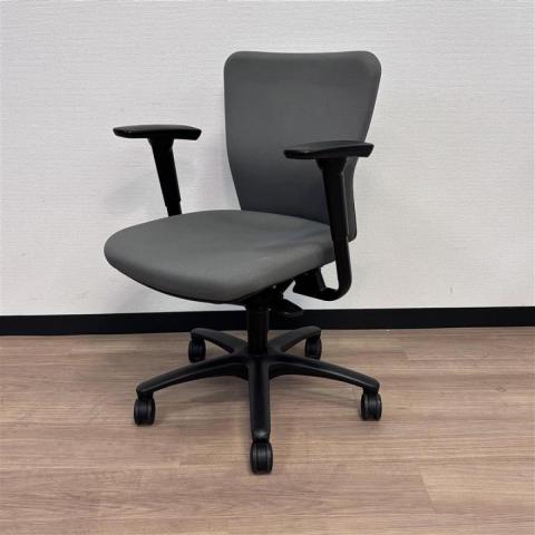 【中古】カロッツァチェア CK33ZR FS12 オカムラ（okamura） 肘付ローバックチェア