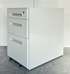 KOKUYO is 三段ワゴンキャスター ホワイト 中古】iS コクヨ/KOKUYO ワゴン3段 503809 - 中古オフィス家具なら