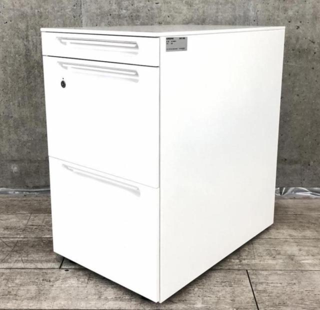 【中古】その他シリーズ  クロガネ ワゴン3段