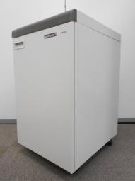 明光商会の多機能ハイスペックモデル「440FBシリーズ/シュレッダー」が入荷しました！★2008年製★　中古 / 高品質 / 格安 / オフィス用品 / 事務所 / 裁断機 / メーカー品福岡市拠点の「オフィスバスターズ福岡南店」は、福岡はもちろん、岡山・広島エリアにも対応しています。中古オフィス家具・チェア・デスク・複合機など一式手配可能。各地に特化した在庫とワンストップ対応で、起業・移転・レイアウト変更にしっかり対応し、岡山・広島でも安心の選択肢をご提供します。