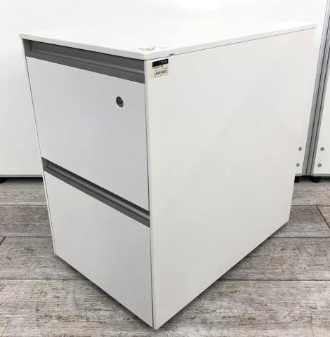 【スタイリッシュなデザインでハイクオリティ！！■イトーキ製　2段ワゴン　H600mm　インクルードシリーズ　ホワイト　■ワイドな把手で左右の利き手を問わず使いやすい！【ITOKI　IncLude】■ワイドな把手で左右の利き手を問わず使いやすい！【ITOKI　IncLude】【ハイワゴン】