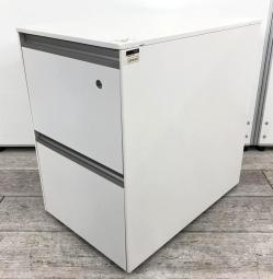 【スタイリッシュなデザインでハイクオリティ！！■イトーキ製　2段ワゴン　H600mm　インクルードシリーズ　ホワイト　■ワイドな把手で左右の利き手を問わず使いやすい！【ITOKI　IncLude】■ワイドな把手で左右の利き手を問わず使いやすい！【ITOKI　IncLude】【ハイワゴン】