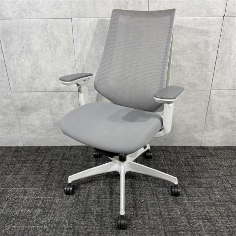 【中古】デュオラ メッシュ  コクヨ（KOKUYO） 肘付ハイバックチェア