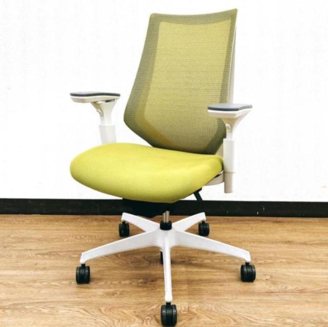 【中古】デュオラ メッシュ  コクヨ（KOKUYO） 肘付ハイバックチェア