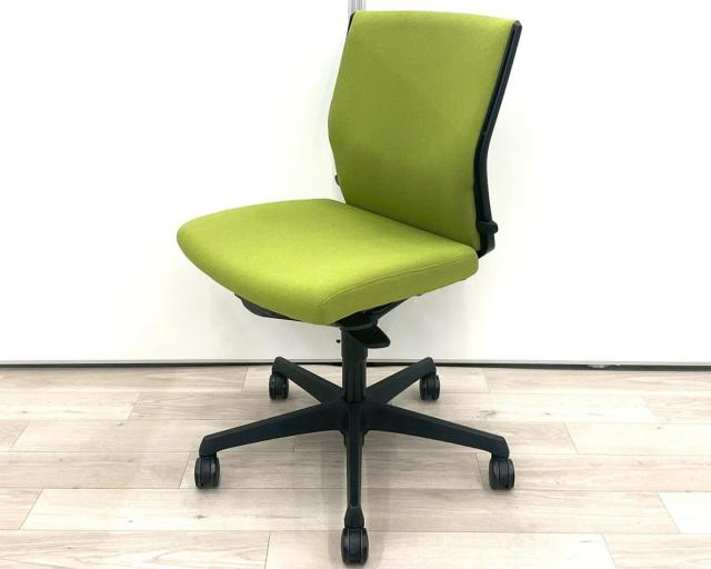 【中古】エスクード C433ZR　FFW6 オカムラ（okamura） 肘無ローバックチェア