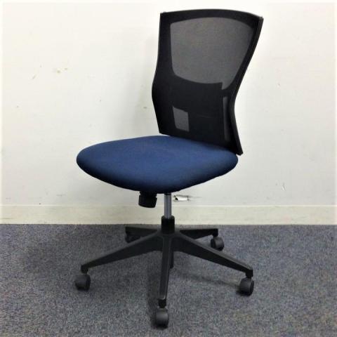 【中古】サリダ（salida）チェア  イトーキ（ITOKI） 肘無ローバックチェア