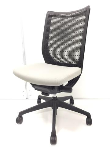 【中古】ヴィスコンテチェア  オカムラ（okamura） 肘無ハイバックチェア